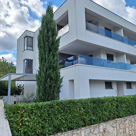Apartment White Vantacici Luaran gambar