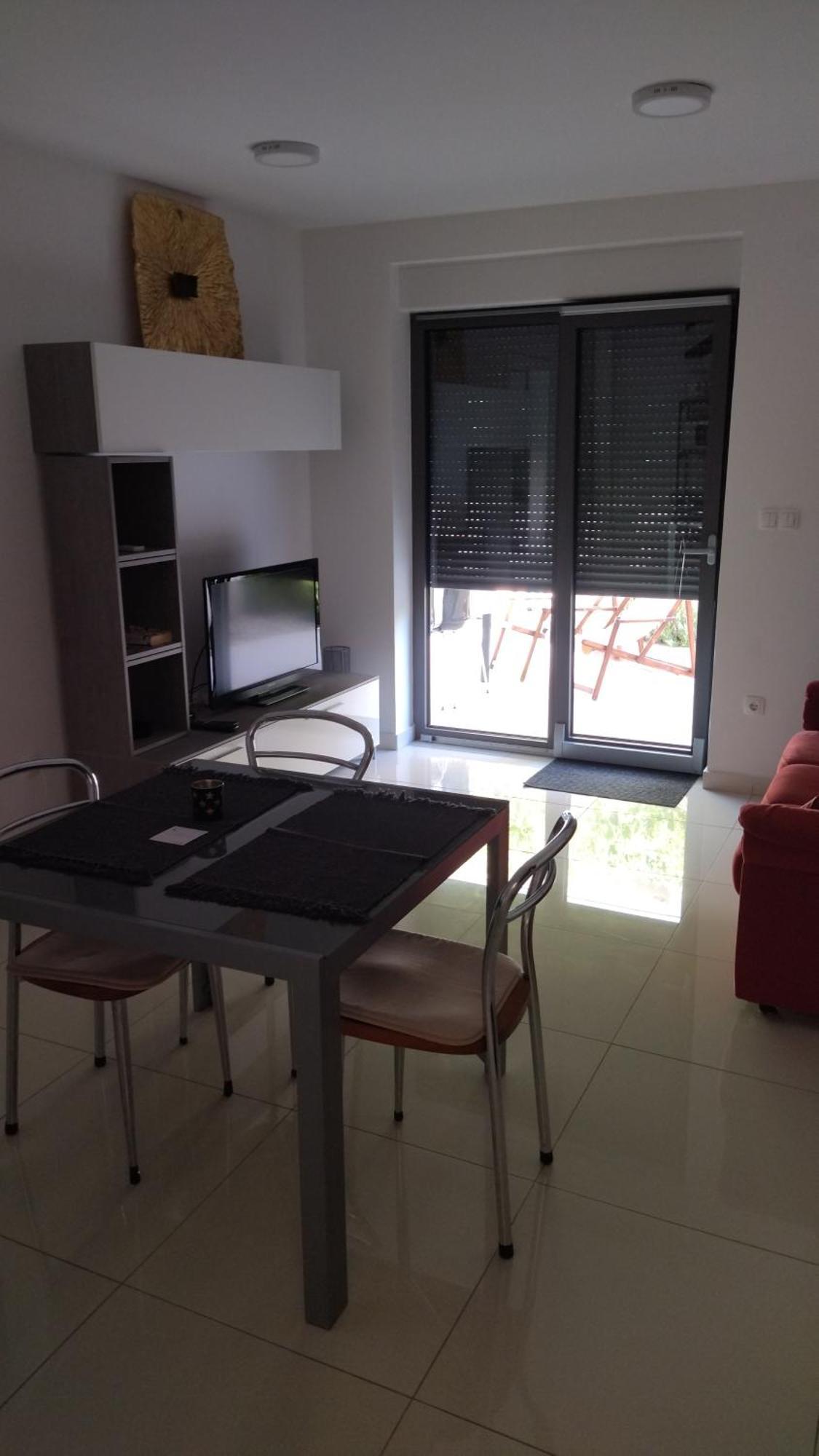 Apartment White Vantacici Luaran gambar