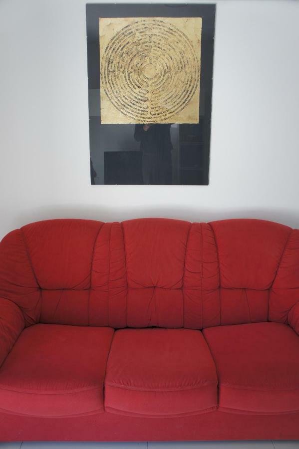 Apartment White Vantacici Luaran gambar